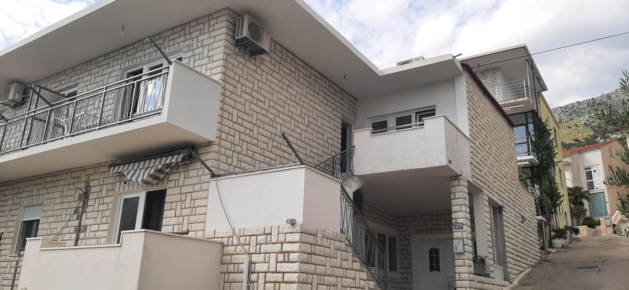 Apartment Biskupovic Dugi Rat Exterior foto